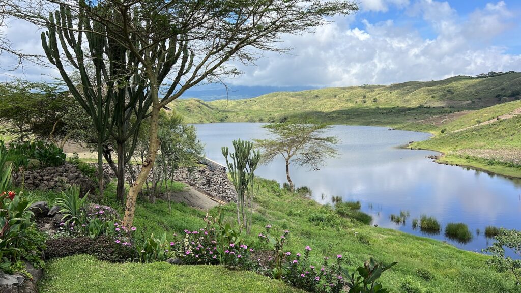tulusia-lakeview-twiga-house-3